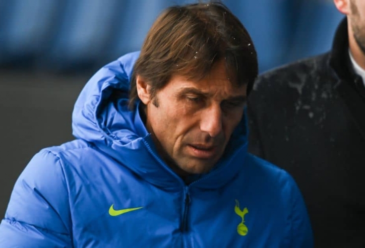 Thua bạc nhược Chelsea, Conte đòi từ chức vì 'dỗi' chủ tịch của Tottenham?