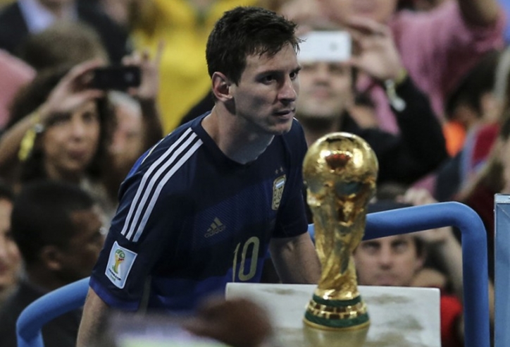 Người 'lấy đi World Cup' của Messi sắp cập bến PSG để thế chỗ Pochettino