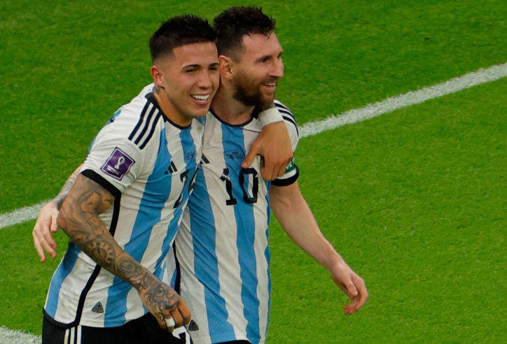 Chuyển nhượng MU 24/12: Chốt xong người hùng World Cup 2022 của Argentina?