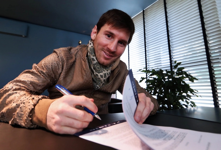 Tin chuyển nhượng tối 2/3: Rời PSG, Messi kí hợp đồng lịch sử, MU có tân binh lạ?