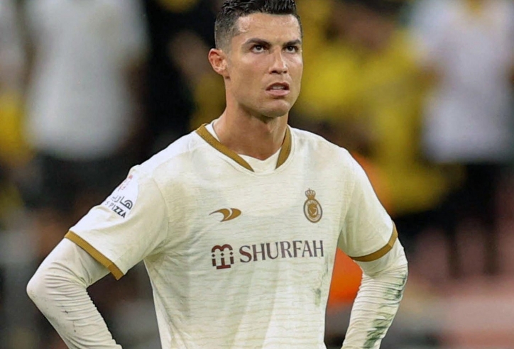Thất bại tại Al Nassr, Ronaldo gây sốc vì hành vi tự đạp đổ hình tượng