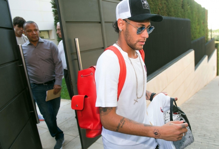Siêu cò ra tay, Neymar bỏ cả C1 để về bến đỗ mới giá rẻ?