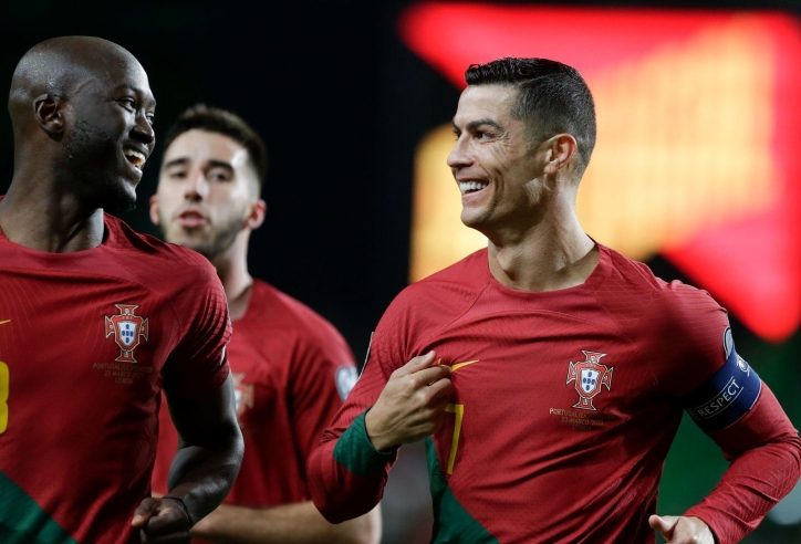 ĐT Bồ Đào Nha công bố danh sách triệu tập: Ronaldo và nhà vô địch