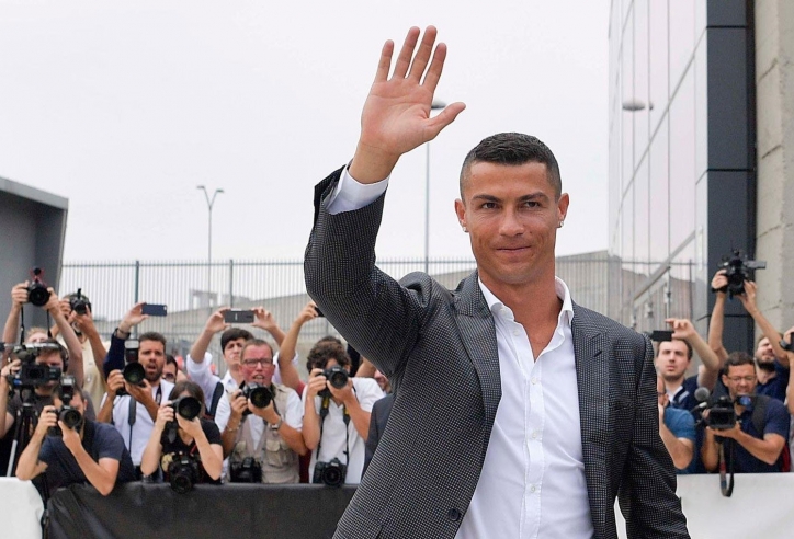 Rời Al Nassr không về châu Âu, Ronaldo gây sốt ở quốc gia châu Á