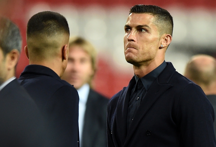 Ronaldo nhận 'gáo nước lạnh' chưa từng có trong sự nghiệp