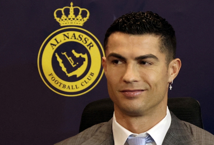 Ronaldo thực thi quyền lực, chọn xong tân binh châu Âu cho Al Nassr