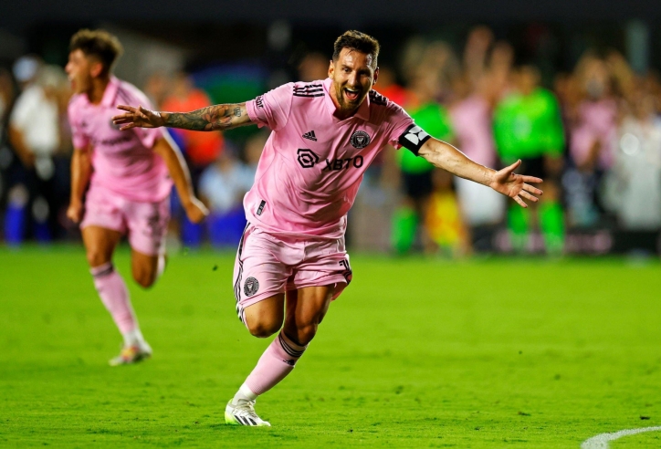 Messi lập siêu phẩm, giúp Inter Miami giải cơn khát chiến thắng