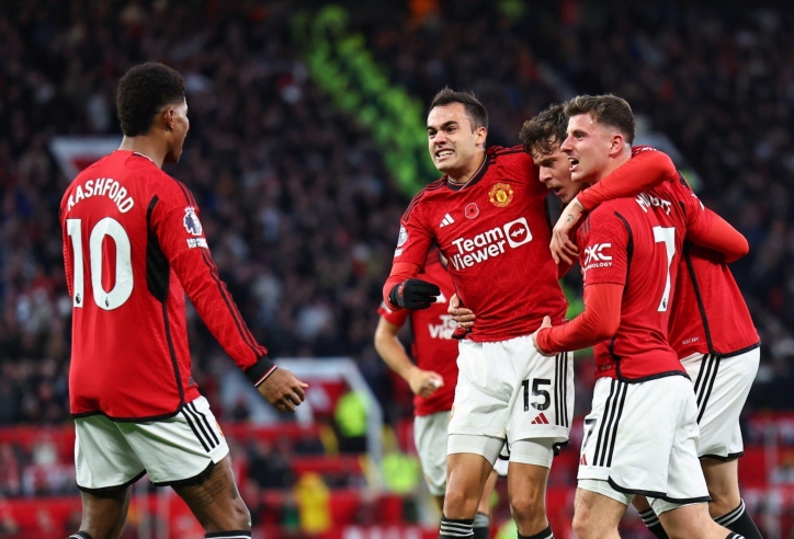 Chiến đấu quả cảm, MU nối lại mạch thắng tại Ngoại hạng Anh