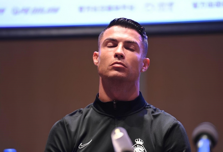 Ronaldo thái độ ra mặt với BTC trước khi hủy giao hữu ở Trung Quốc