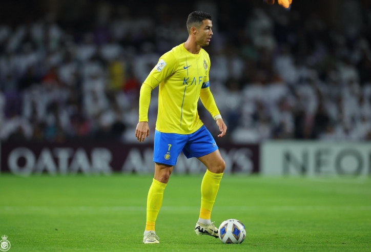 Trực tiếp Al Akhoud 0-2 Al Nassr: Ronaldo nổ súng