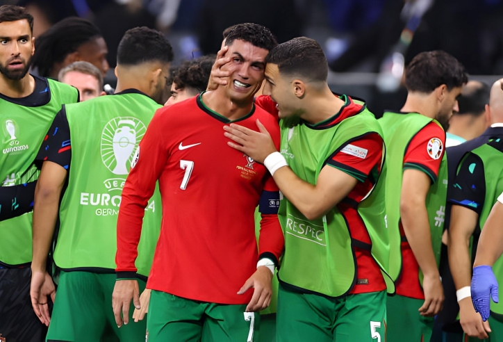 Ronaldo trượt pen, Bồ Đào Nha vẫn có vé tiến vào tứ kết Euro 2024