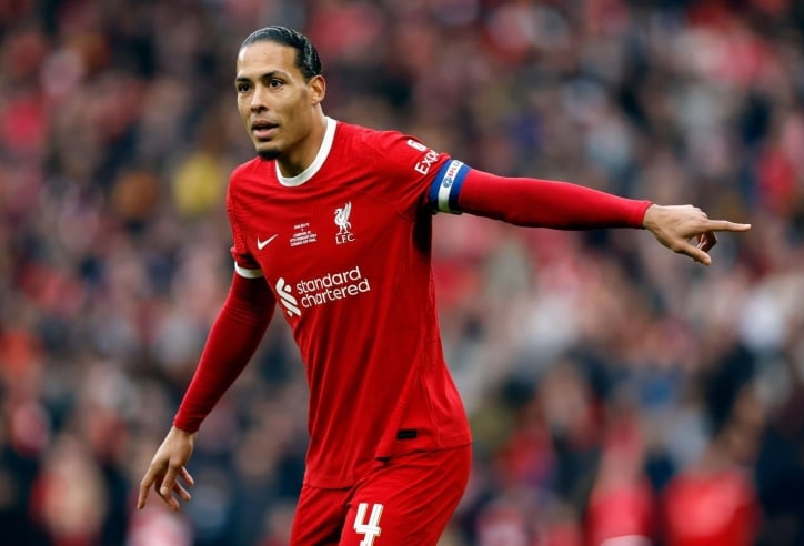 Van Dijk tuyên bố về tương lai, ra 'chỉ thị' đặc biệt với Liverpool