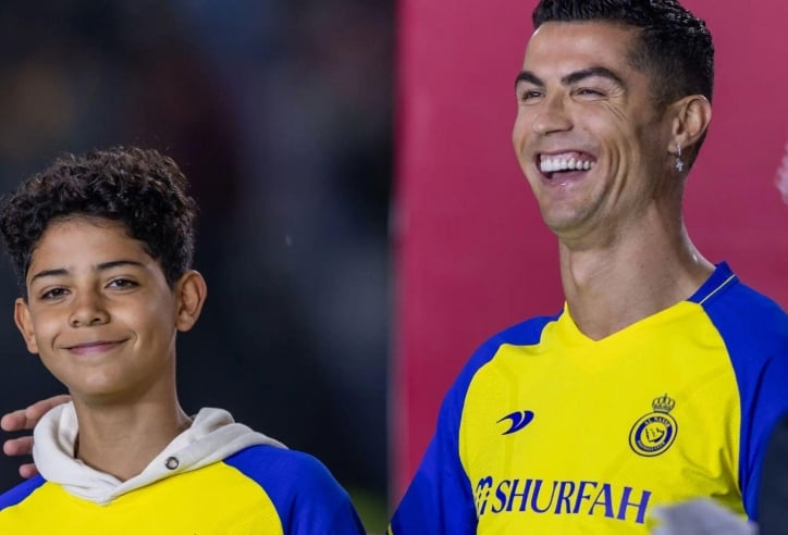 Tại sao Ronaldo chưa từng công khai 'mẹ đẻ' của Cristiano Jr?