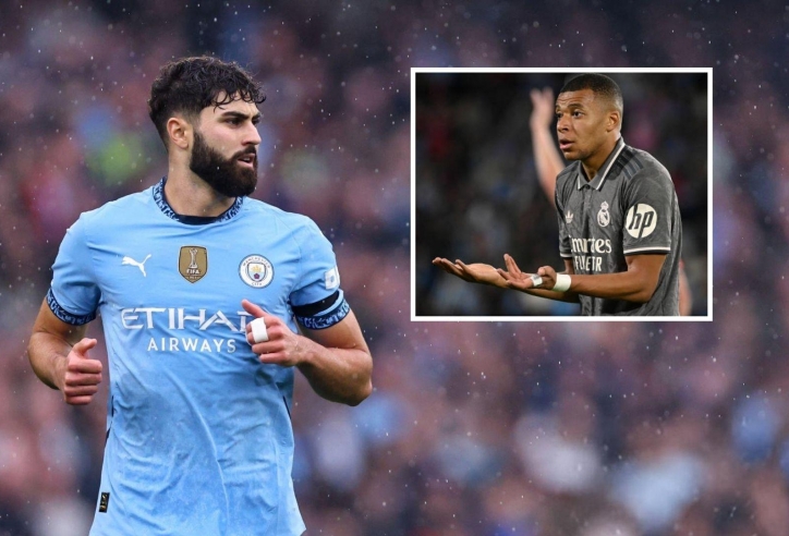 Hậu vệ Man City cân bằng thành tích ghi bàn với Mbappe