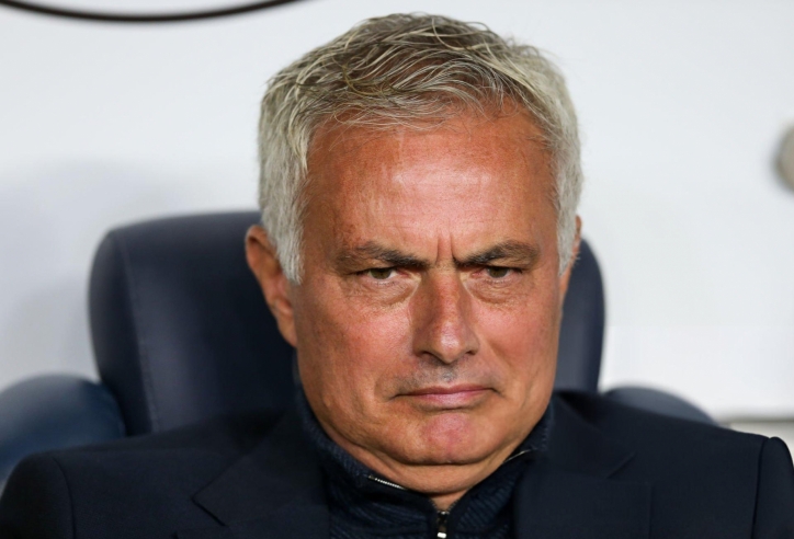 Chuyển nhượng sáng 7/11: Mourinho có thể tái xuất Ngoại hạng Anh?