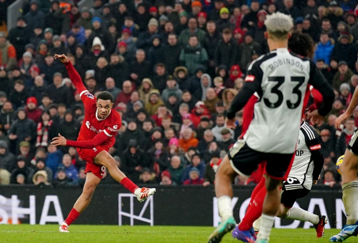 Trực tiếp Liverpool vs Fulham: Salah xuất trận