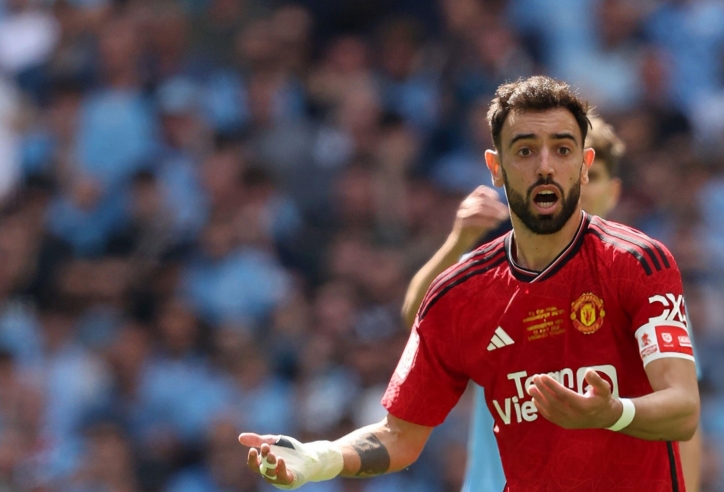 Bruno Fernandes bị MU từ chối nghĩa cử cao đẹp