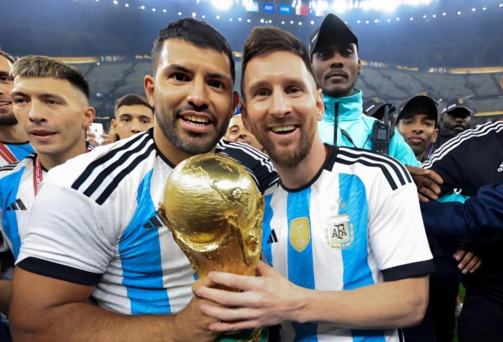 Aguero: 'Messi muốn tham dự World Cup 2026'