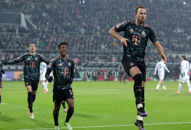 Harry Kane tỏa sáng, Bayern thắng tối thiểu Monchengladbach