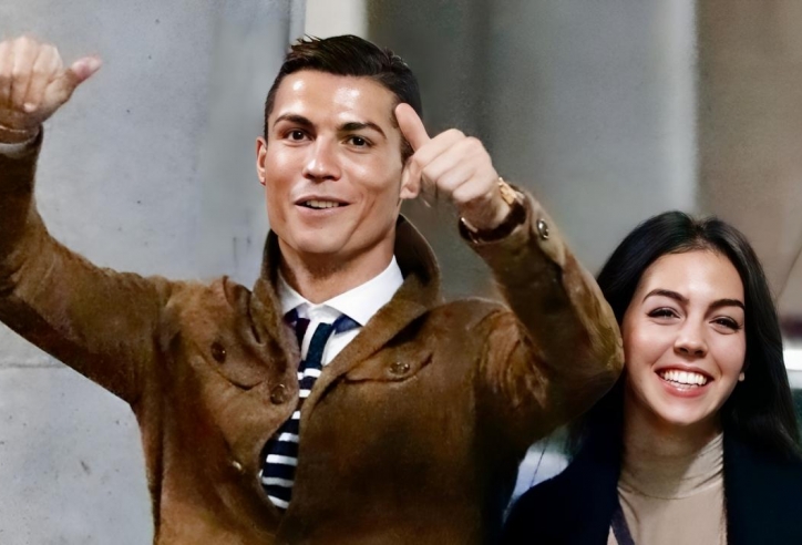 Ronaldo nói lời 'mật ngọt' với Georgina trong ngày Valentine