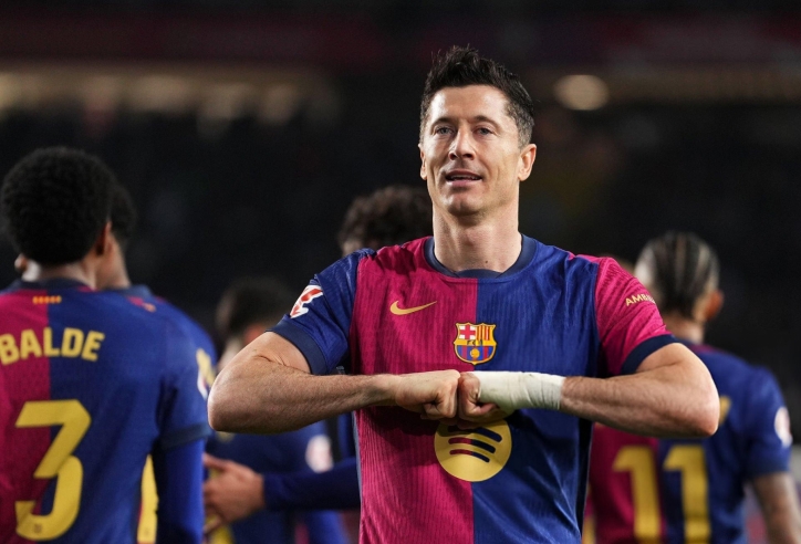 Lewandowski báo tin cực vui tới các CĐV Barca