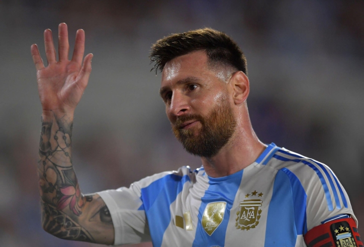 Messi lên tiếng khi phải rời ĐT Argentina