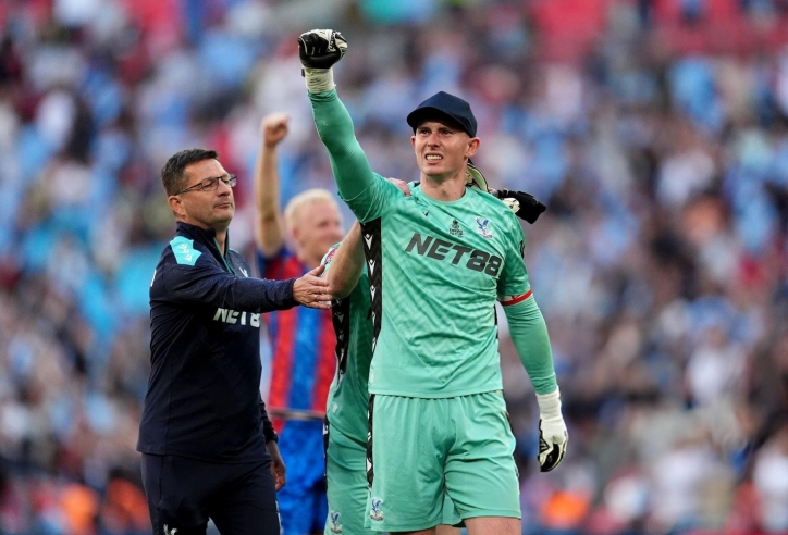 Cựu sao MU thăng hoa, một tay hạ Man City tại chung kết FA Cup