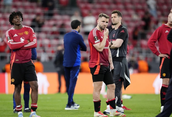 Man Utd 'tiệc tùng' sau thất bại ở chung kết Europa League
