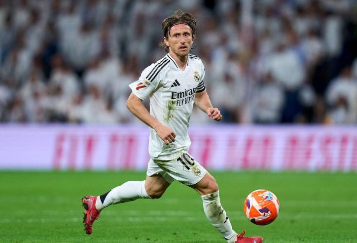 Trực tiếp Real Madrid vs Sociedad: Modric đá chính