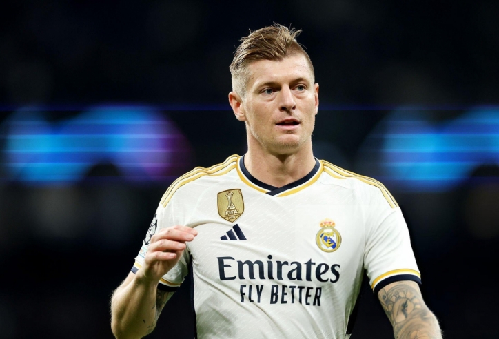 Toni Kroos chỉ thẳng lý do Barca 'mạnh hơn' Real Madrid