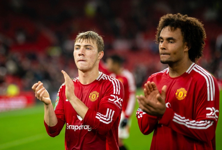 Vừa thua Arsenal, MU chia tay tiền đạo chủ lực