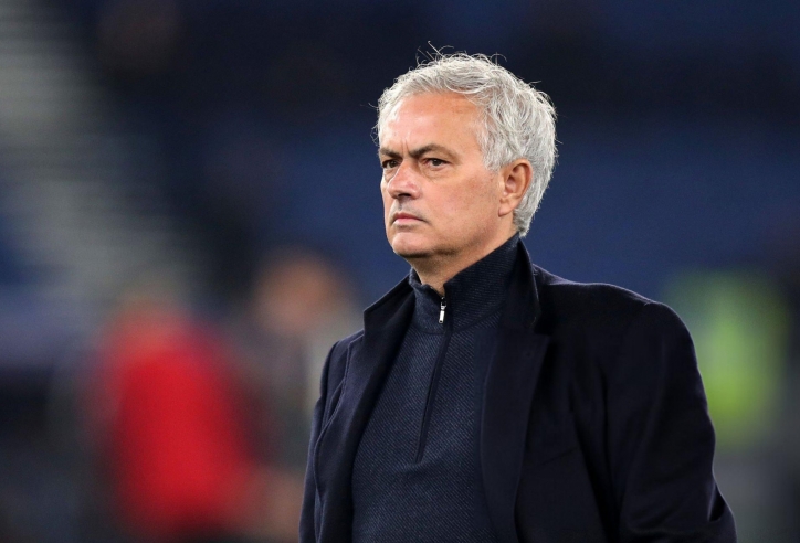 Mourinho có thể tái xuất Ngoại hạng Anh, dẫn đội dự cúp châu Âu