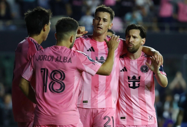 Chiều lòng Messi, Inter Miami ký hợp đồng với tiền đạo Argentina