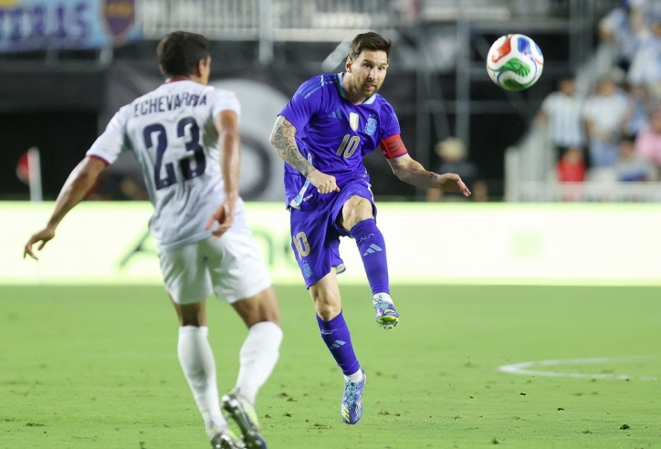 Messi chói sáng, Argentina thắng dễ Puerto Rico một ‘set tennis’