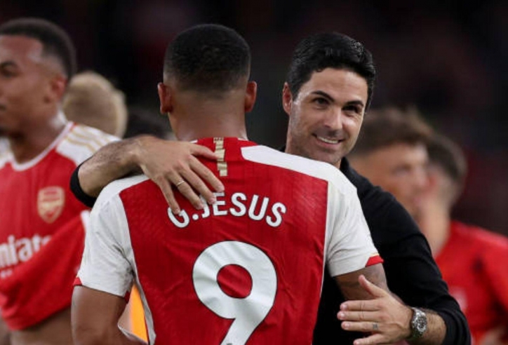 Arsenal nhận tin cực vui tại cuộc đua vô địch Ngoại hạng Anh