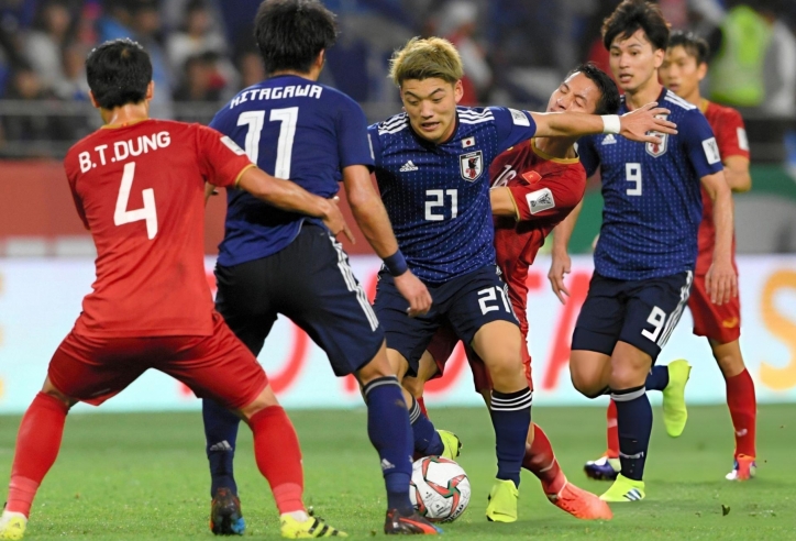 Ngôi sao từng 'xé lưới' ĐT Việt Nam hạnh phúc sau chiến thắng trước Ghana