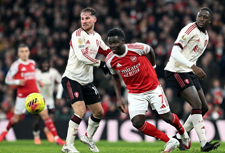 Hòa Liverpool, Arsenal lỡ cơ hội gia tăng cách biệt