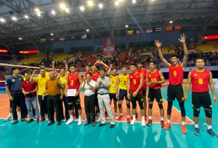 Tuyển bóng chuyền nam Việt Nam được thưởng 'nóng' 500 triệu sau chiến tích vào chung kết