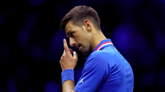 Tin thể thao 21/11: Djokovic bị chỉ trích 'giả vờ tử tế' để lôi kéo khán giả