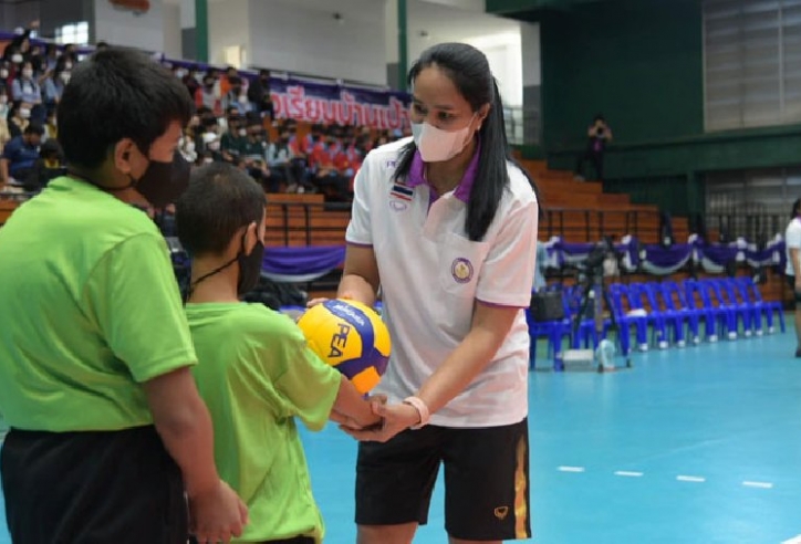 Tin thể thao 23/11: Huyền thoại bóng chuyền Thái Lan đại phá giải Việt Nam