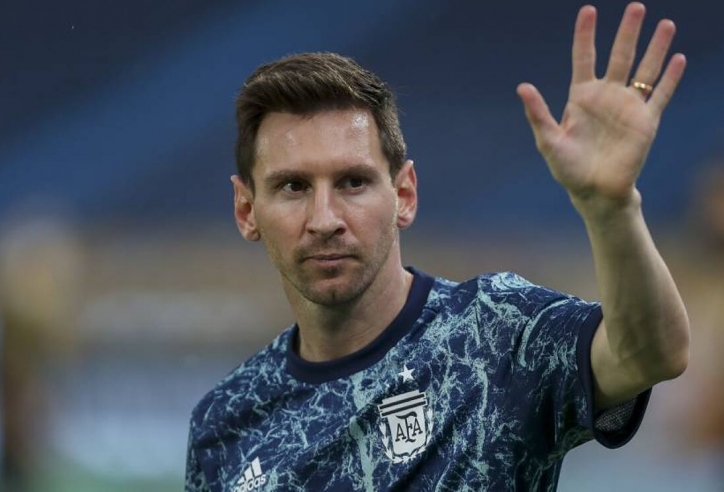 ‘Gã khổng lồ’ chia tay 10 ngôi sao, chốt lương ‘cực khủng’ với Messi