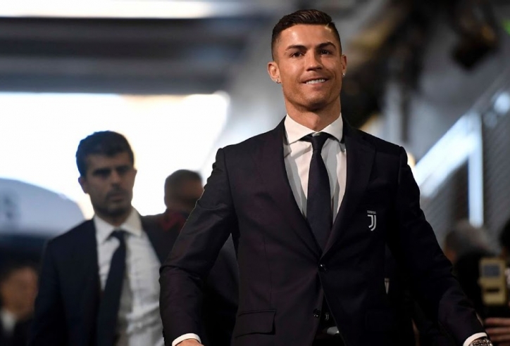 NÓNG: Tương lai Cristiano Ronaldo được định đoạt