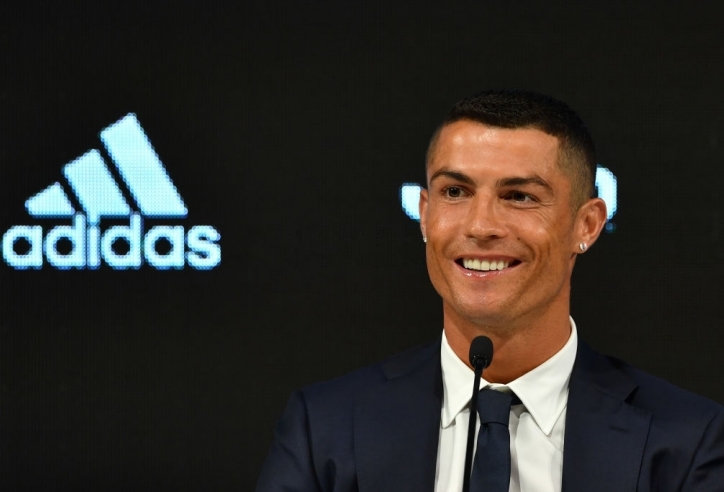Chuyển nhượng bóng đá tối 25/7: Tương lai Ronaldo chính thức được định đoạt