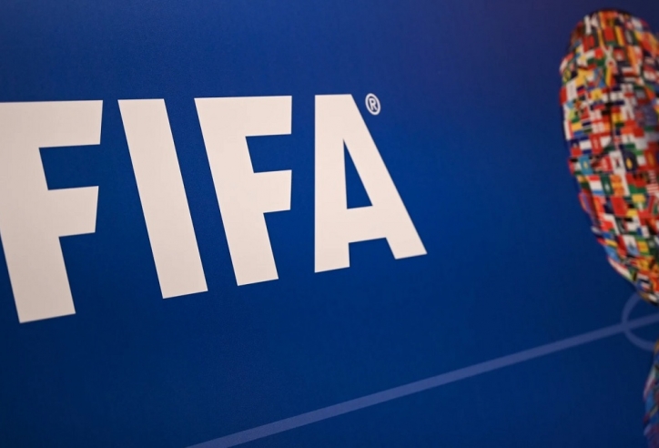 FIFA thay đổi luật bóng đá 11 người theo futsal, bóng rổ và bóng bầu dục