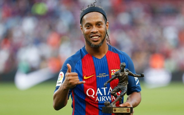 Khả năng Ronaldinho dẫn dắt Barcelona