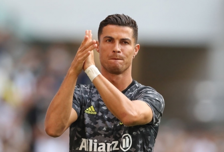 Chuyển nhượng ngày 23/8: Ronaldo từ chối đá chính để ra đi, MU 'vô đối' vụ Haaland