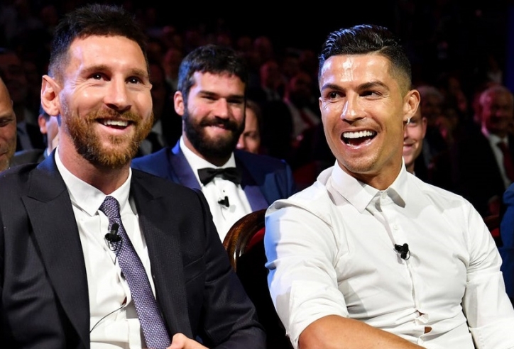Ronaldo thừa nhận tài năng Messi khi chọn ra người 'vĩ đại nhất'