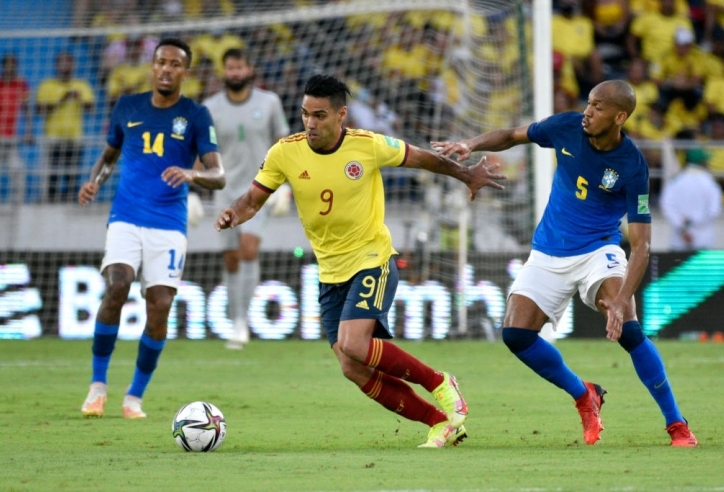 Brazil hòa không bàn thắng với Colombia