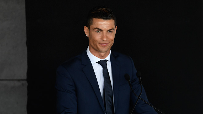 Nguồn uy tín xác nhận, Ronaldo sắp ký siêu hợp đồng với đại gia Ả Rập