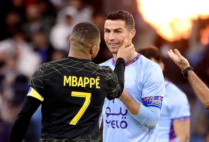 Mbappe chơi lớn, chốt mua kỷ vật của Cristiano Ronaldo với giá khủng